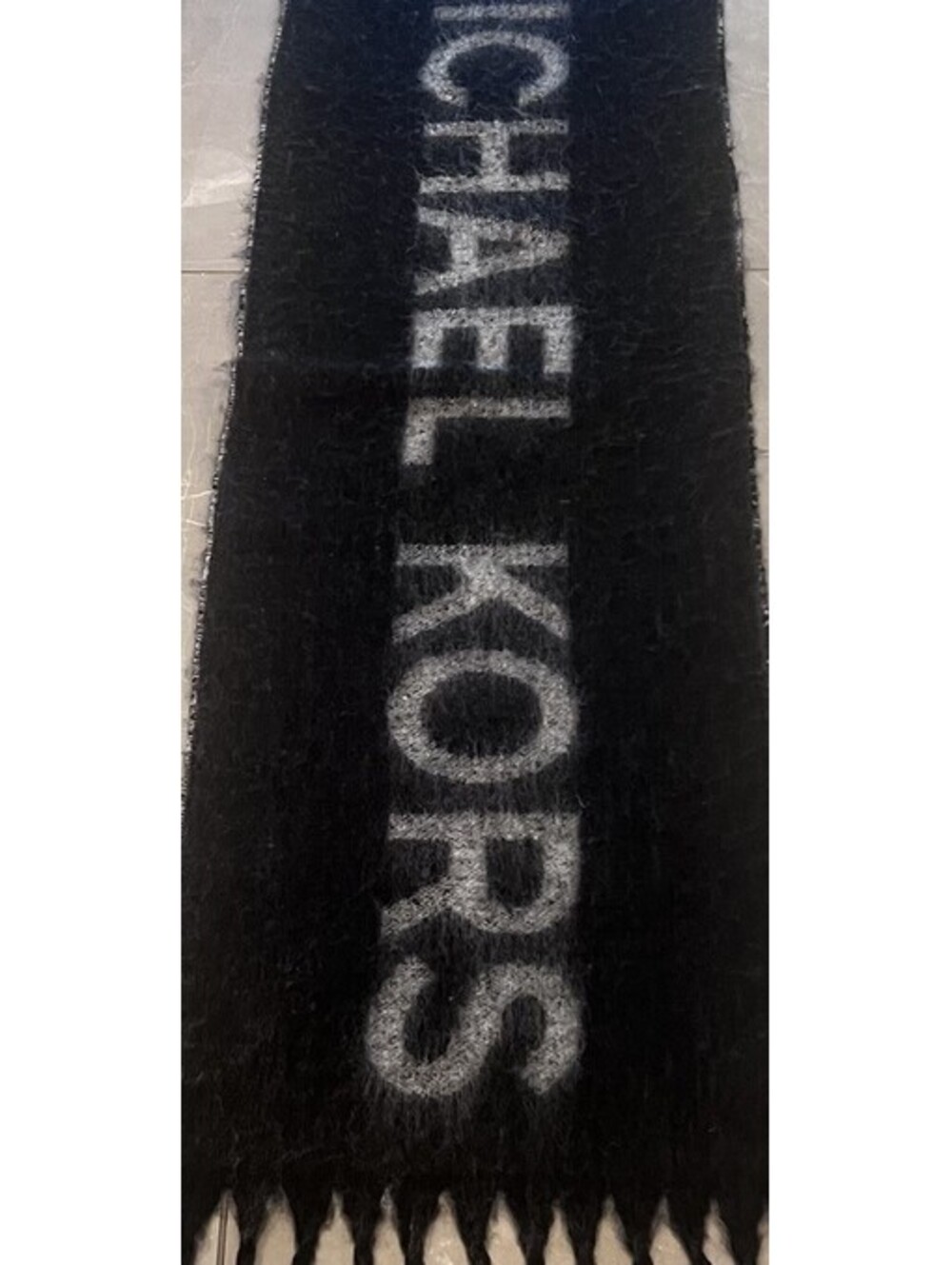 Michael Kors Women's Black /Grey Logo Big Wrap Scarf - Picture 5 of 11